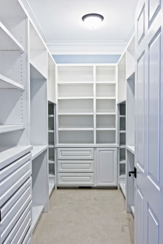 Space-Maximizing Storage